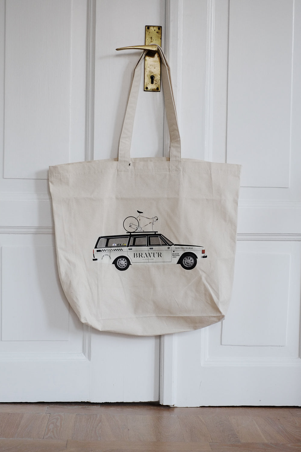 Service course tote bag