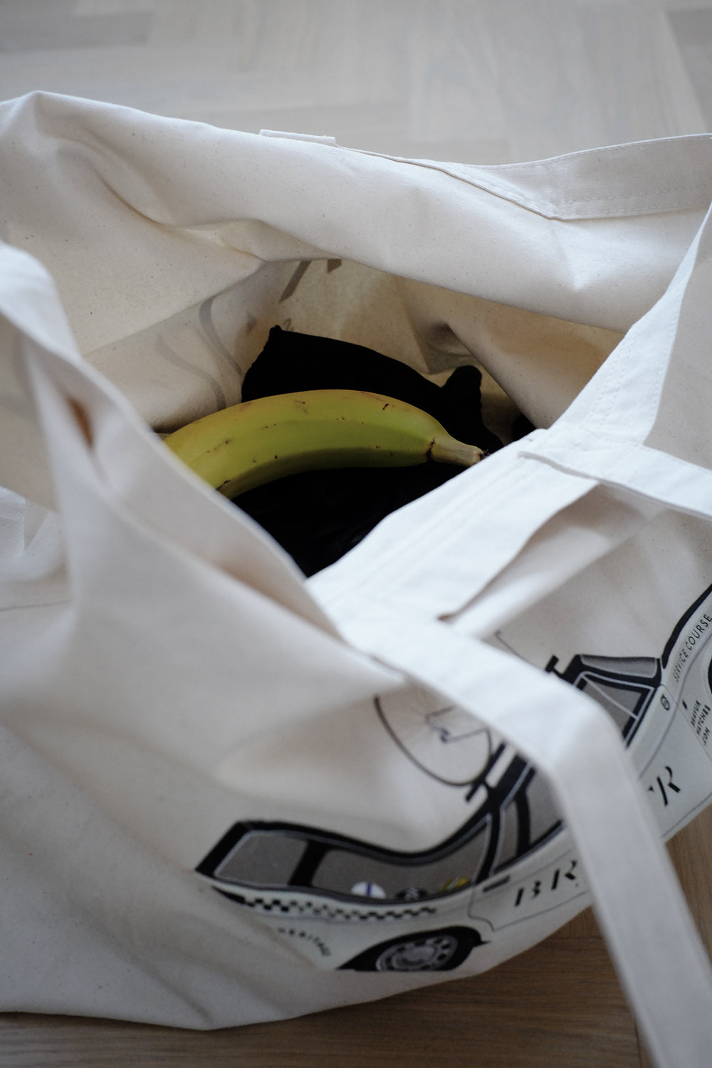 Service course tote bag