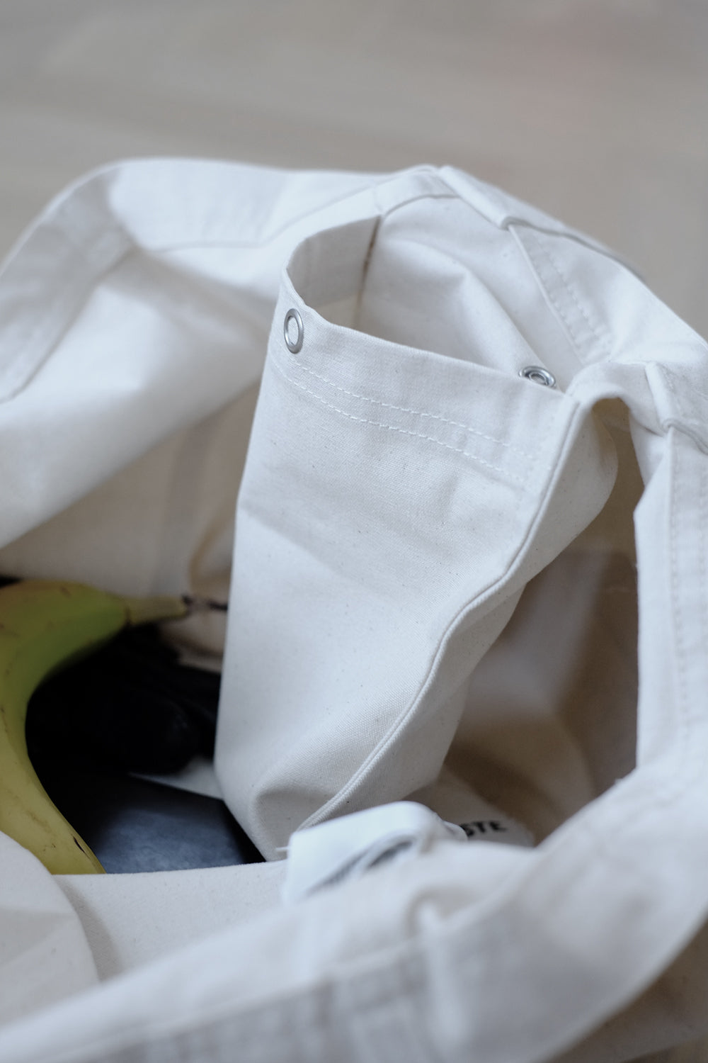 Service course tote bag