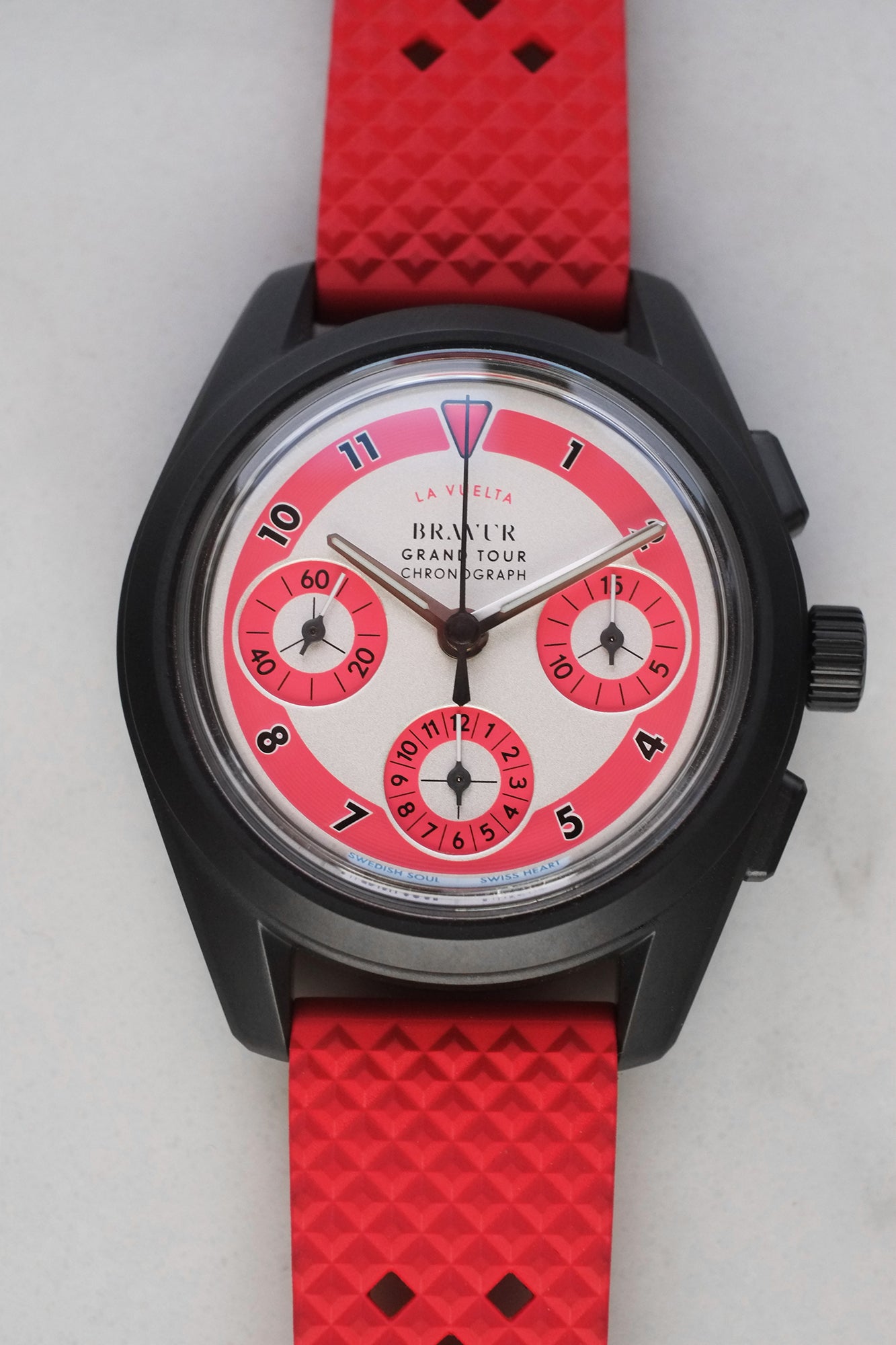 Grand Tour Red Edition sample